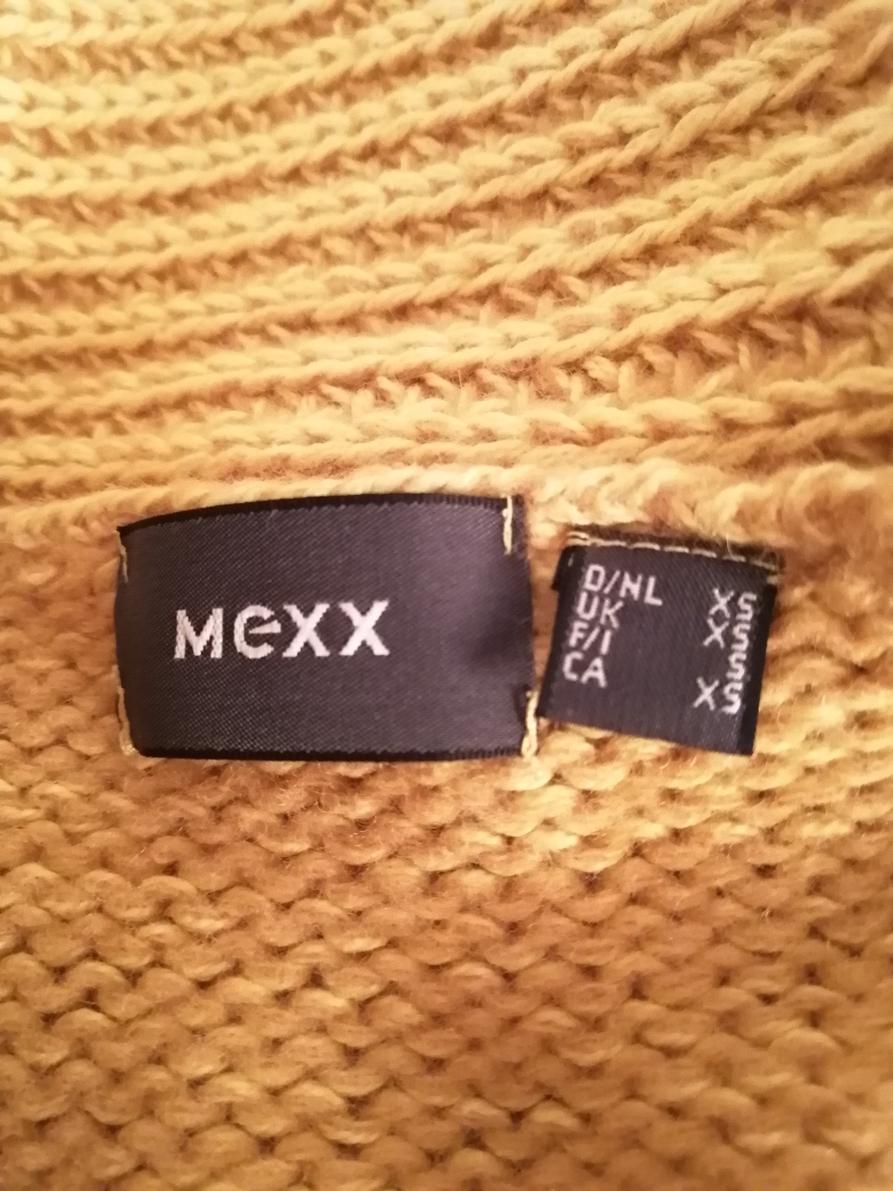 Mexx Mustard Ribbed Button-Front Short-Sleeve Cardigan - Picture 6 of 8